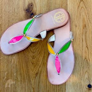 Colorful Lilly Pulitzer sandal. Size 10.